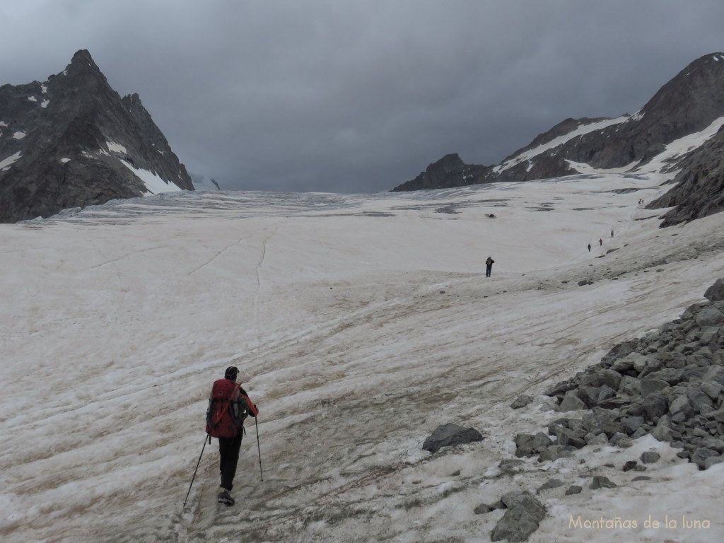 Sobre el Glaciar Blanc camino del Refugio des Écrins
